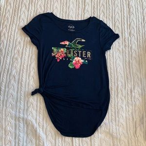 Hollister tee